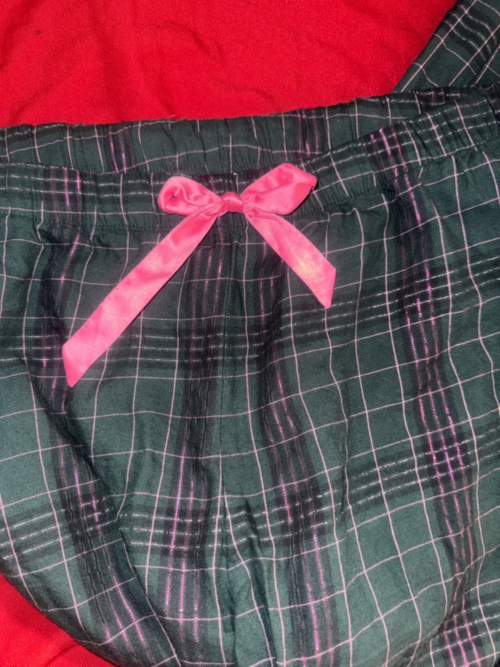 Victoria's Secret Dark Green Plaid Pajama Set with Pink Trim - Picture 6 of 6